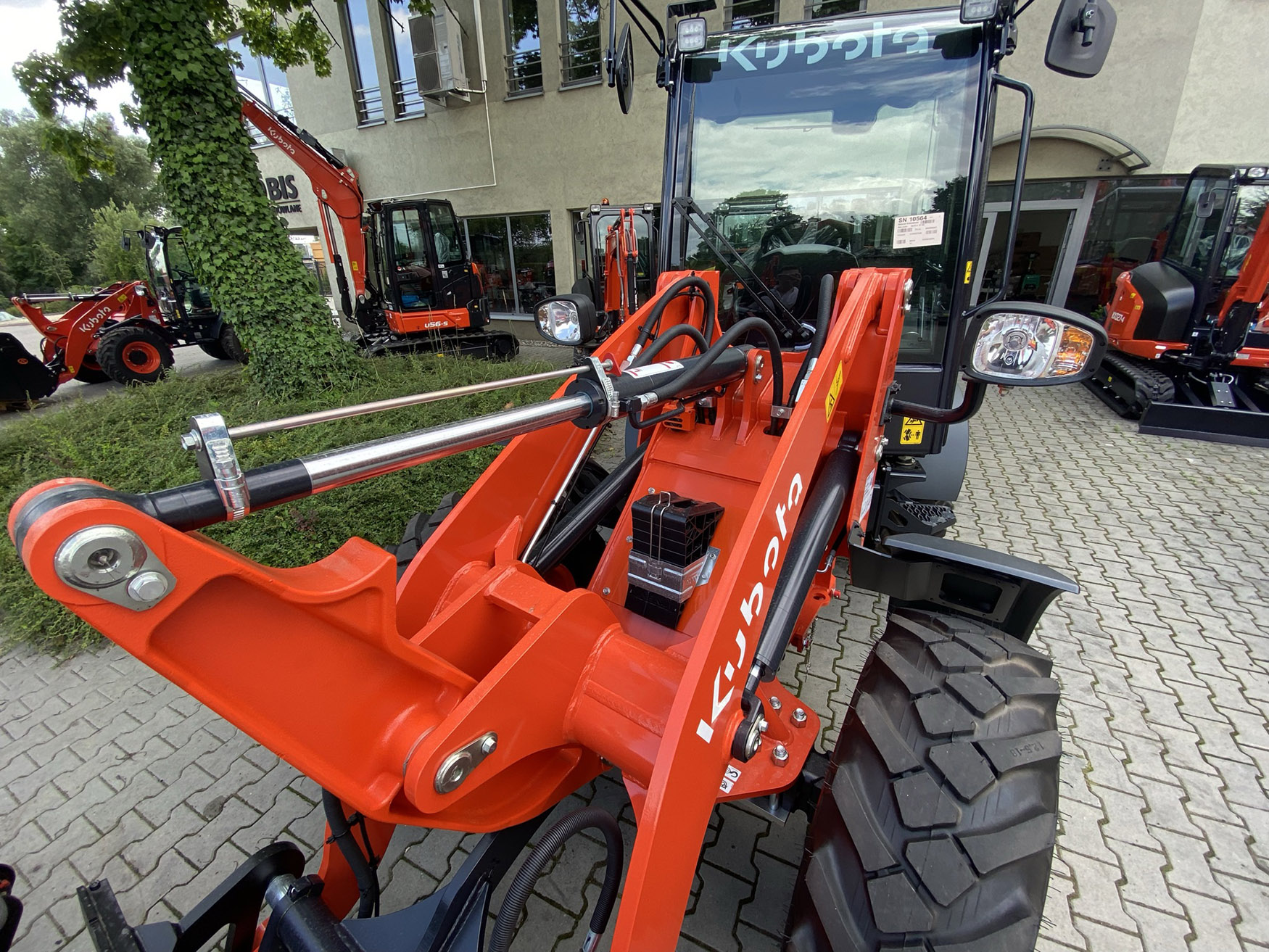 Ładowarka kołowa KUBOTA R070 przód kabina