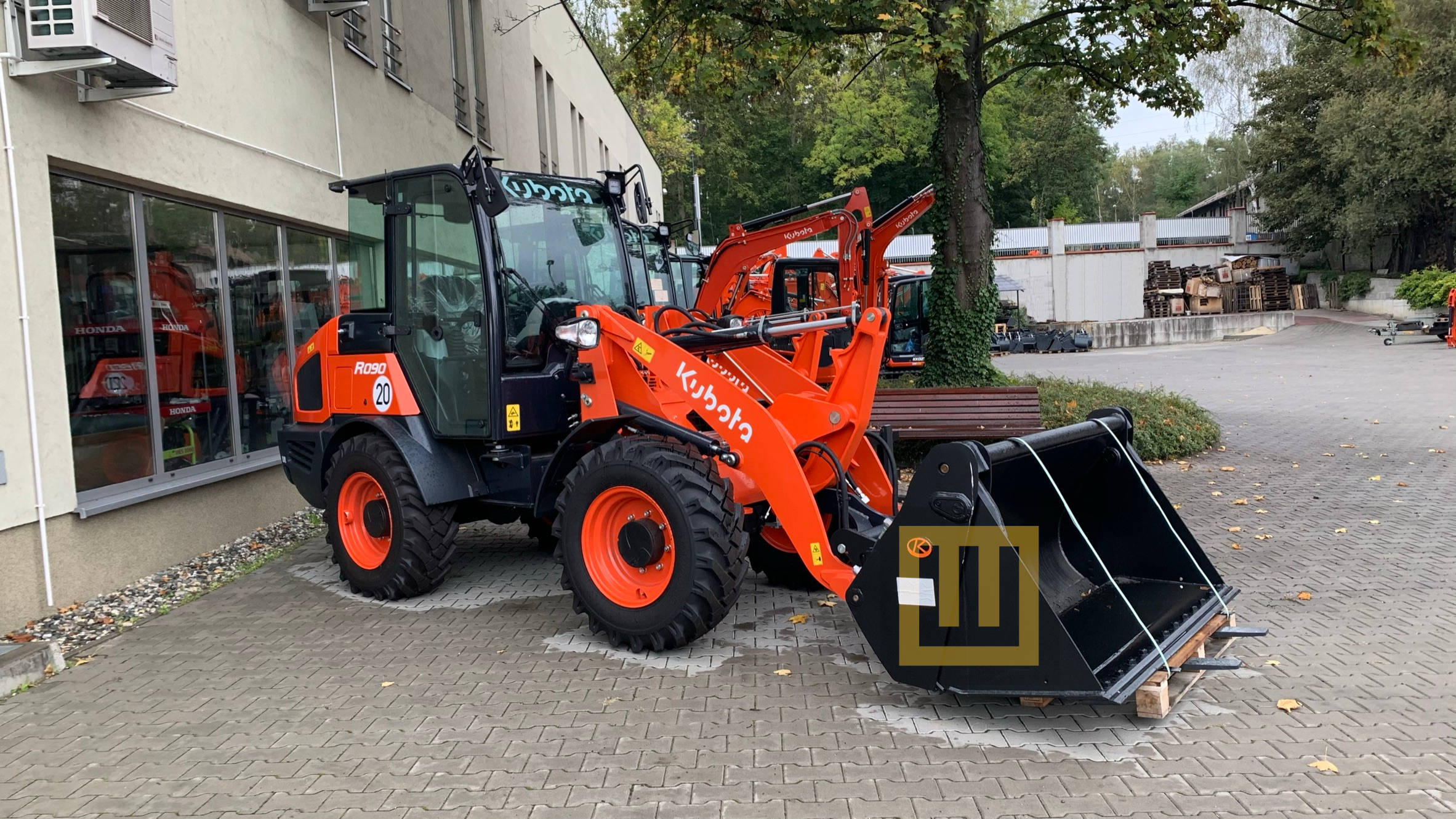 Ładowarka kołowa KUBOTA R090