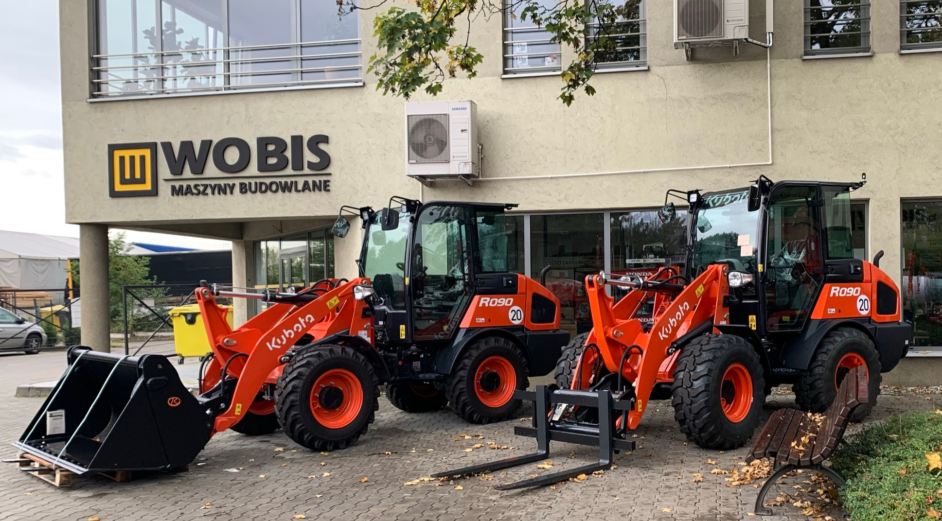 Ładowarka kołowa KUBOTA R090 kabina