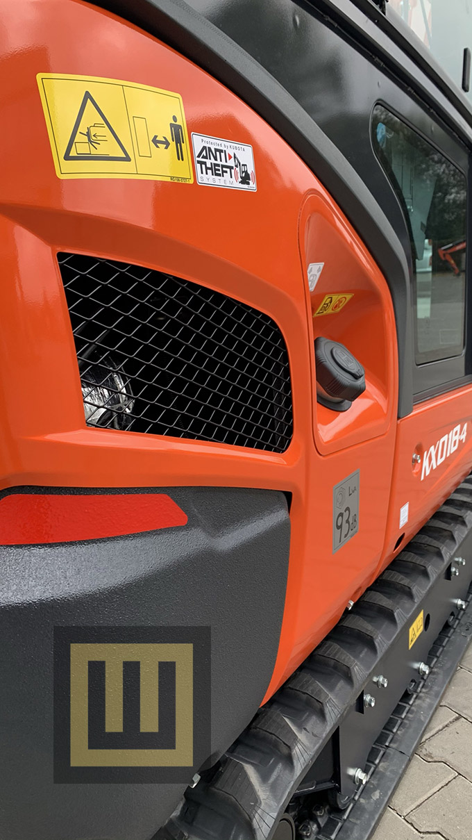 Minikoparka KUBOTA KX018-4 silnik obudowa