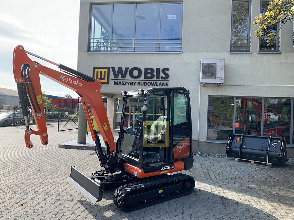 Minikoparka KUBOTA KX030-4 bok WOBIS