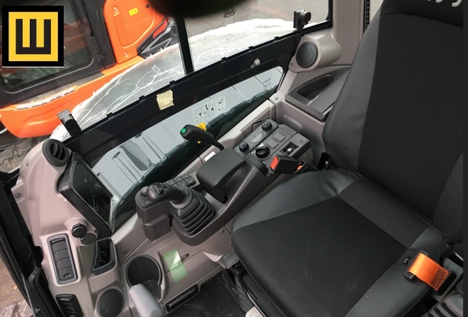 KUBOTA KX060-5 — wyciszona kabina