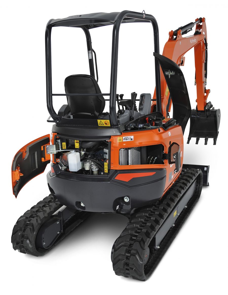 Minikoparka KUBOTA U27-4 komora silnika