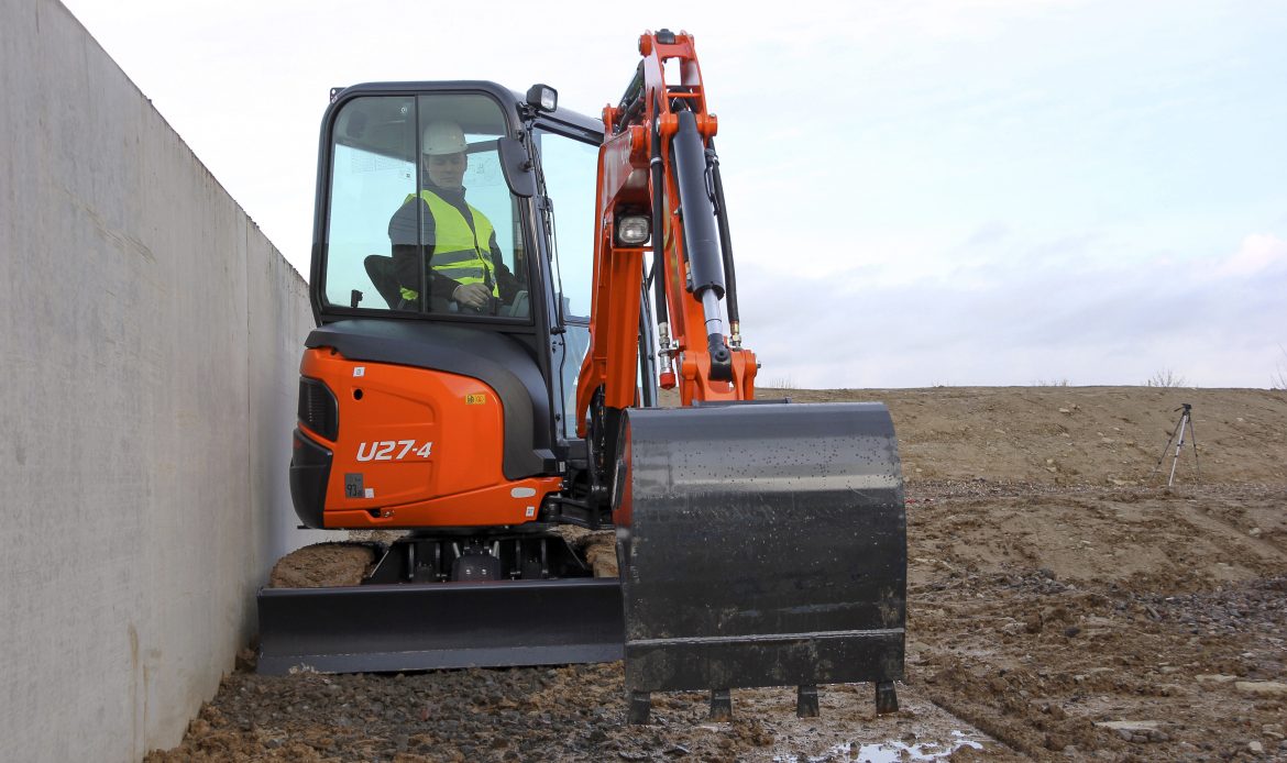 Minikoparka KUBOTA U27-4 budowa